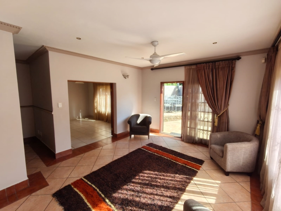 4 Bedroom Property for Sale in Safari Gardens North West